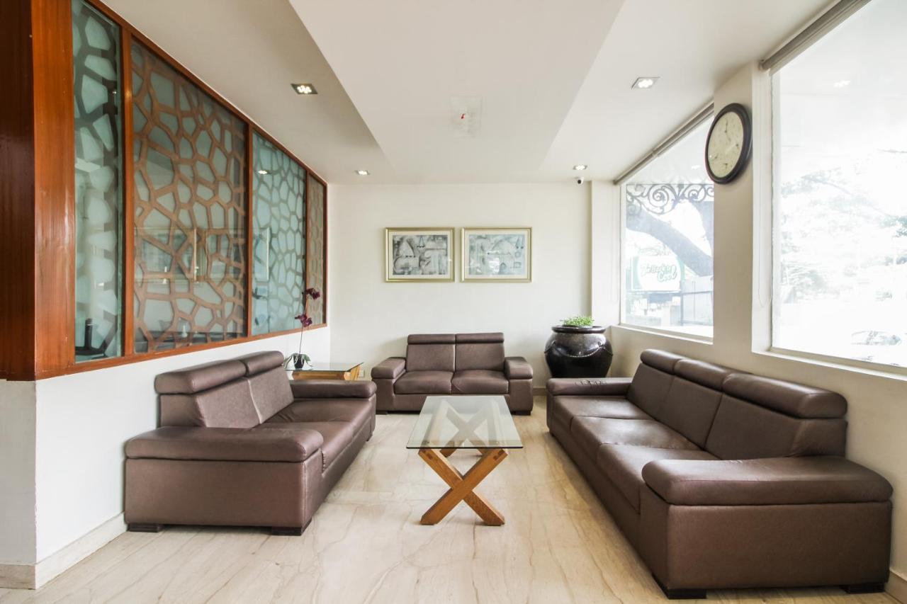 Hotel White Parrot Mysore Extérieur photo