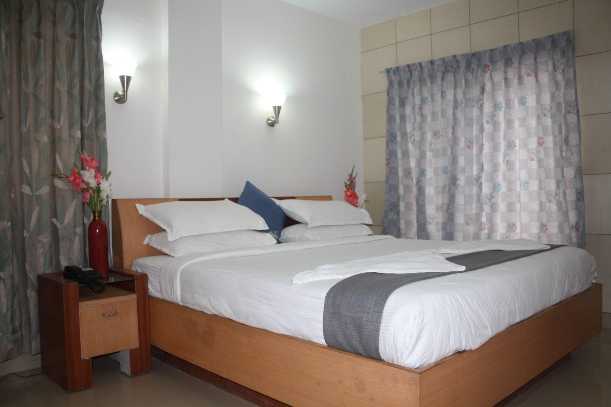 Hotel White Parrot Mysore Extérieur photo