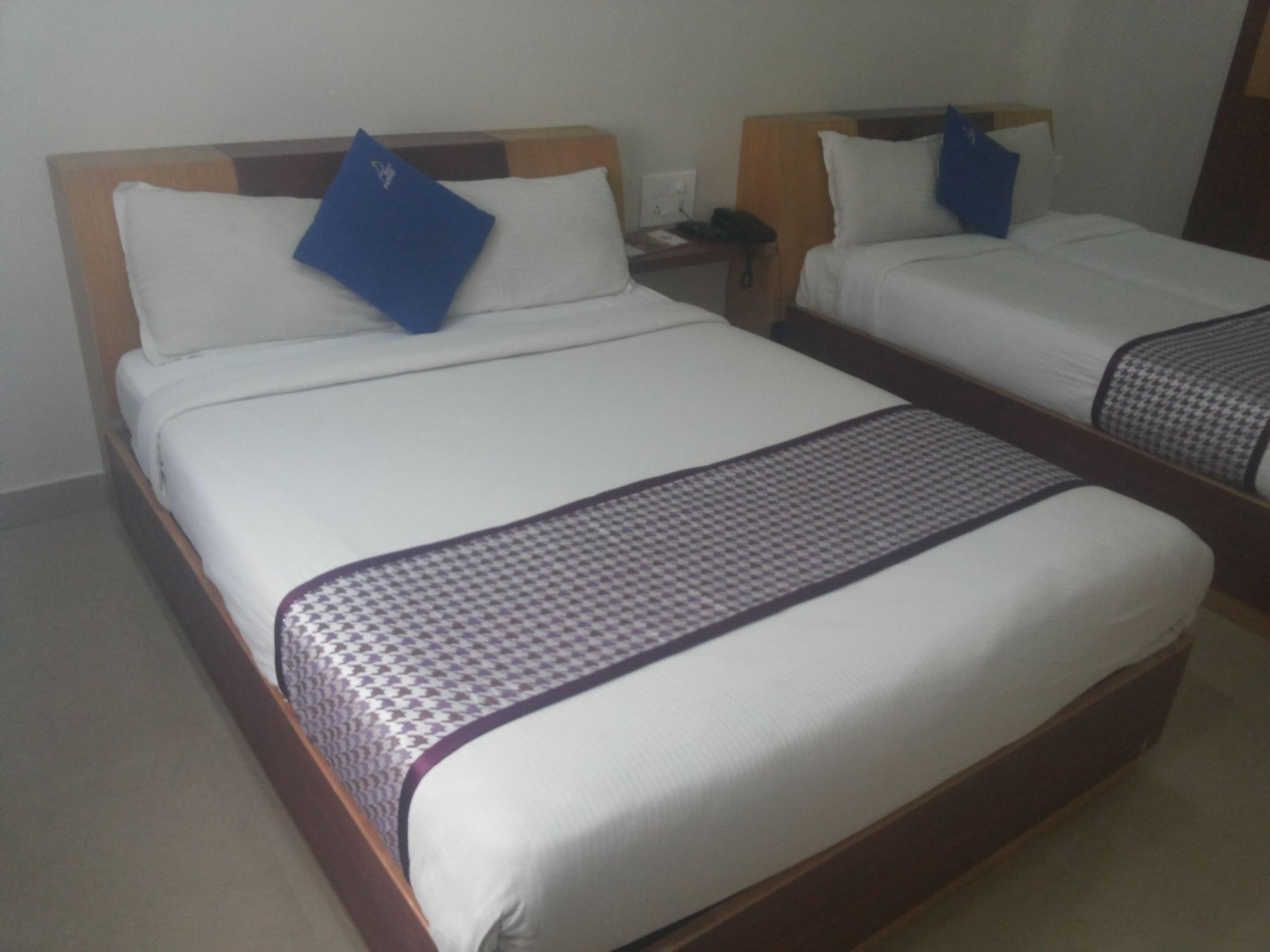 Hotel White Parrot Mysore Extérieur photo