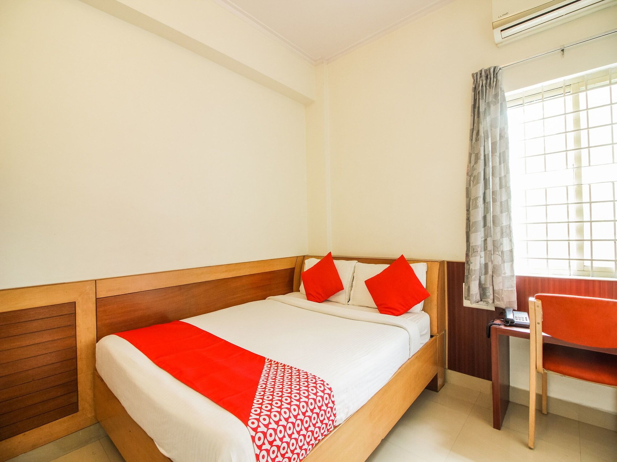 Hotel White Parrot Mysore Extérieur photo